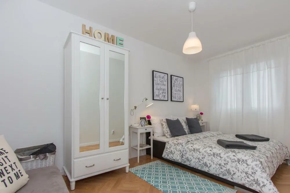 Splitspirit Apartment